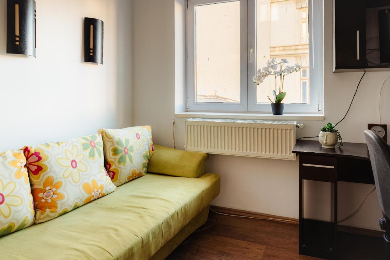 Promenada Old Town Apartment Букурещ Екстериор снимка