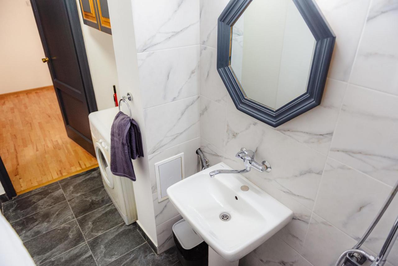 Promenada Old Town Apartment Букурещ Екстериор снимка