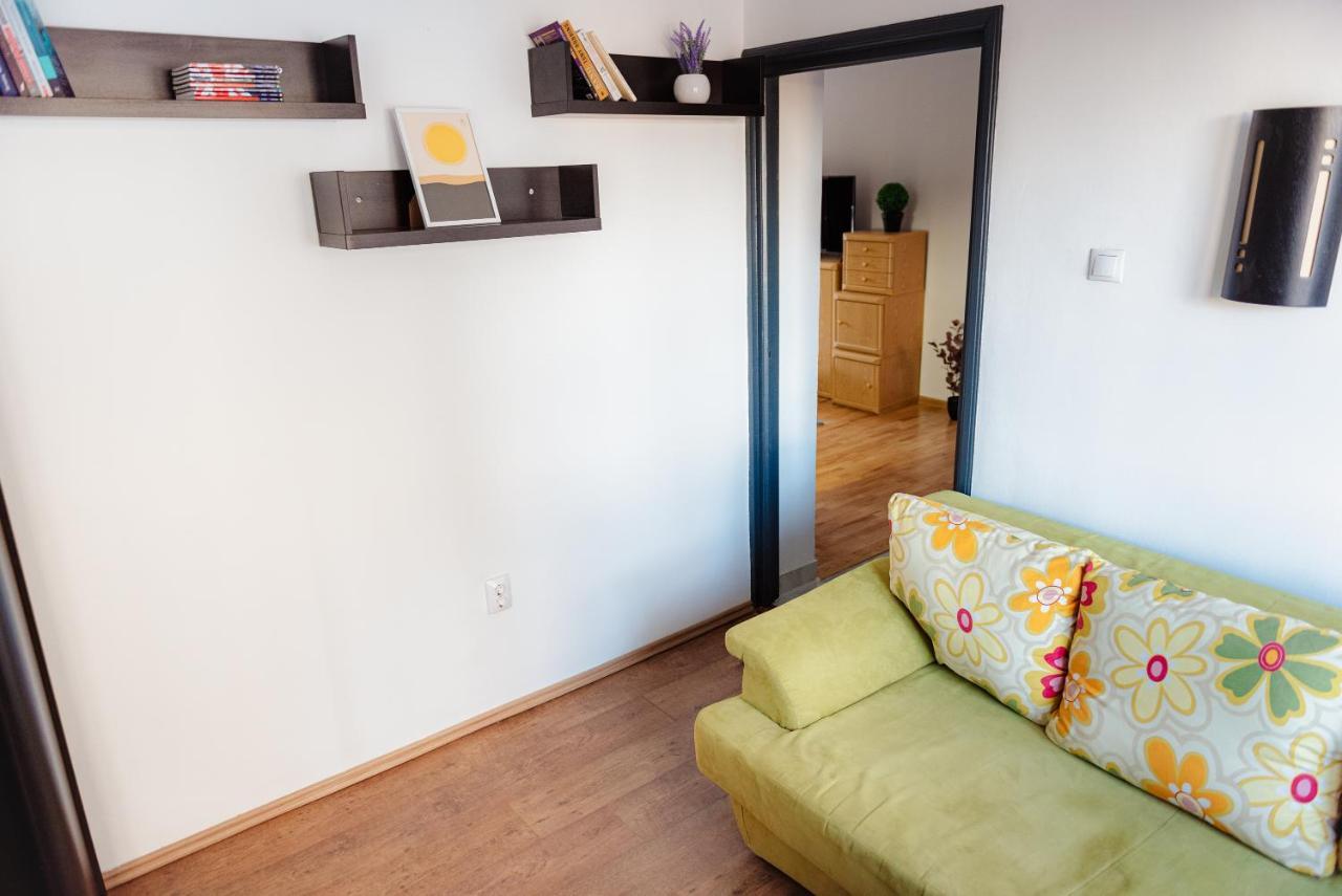 Promenada Old Town Apartment Букурещ Екстериор снимка