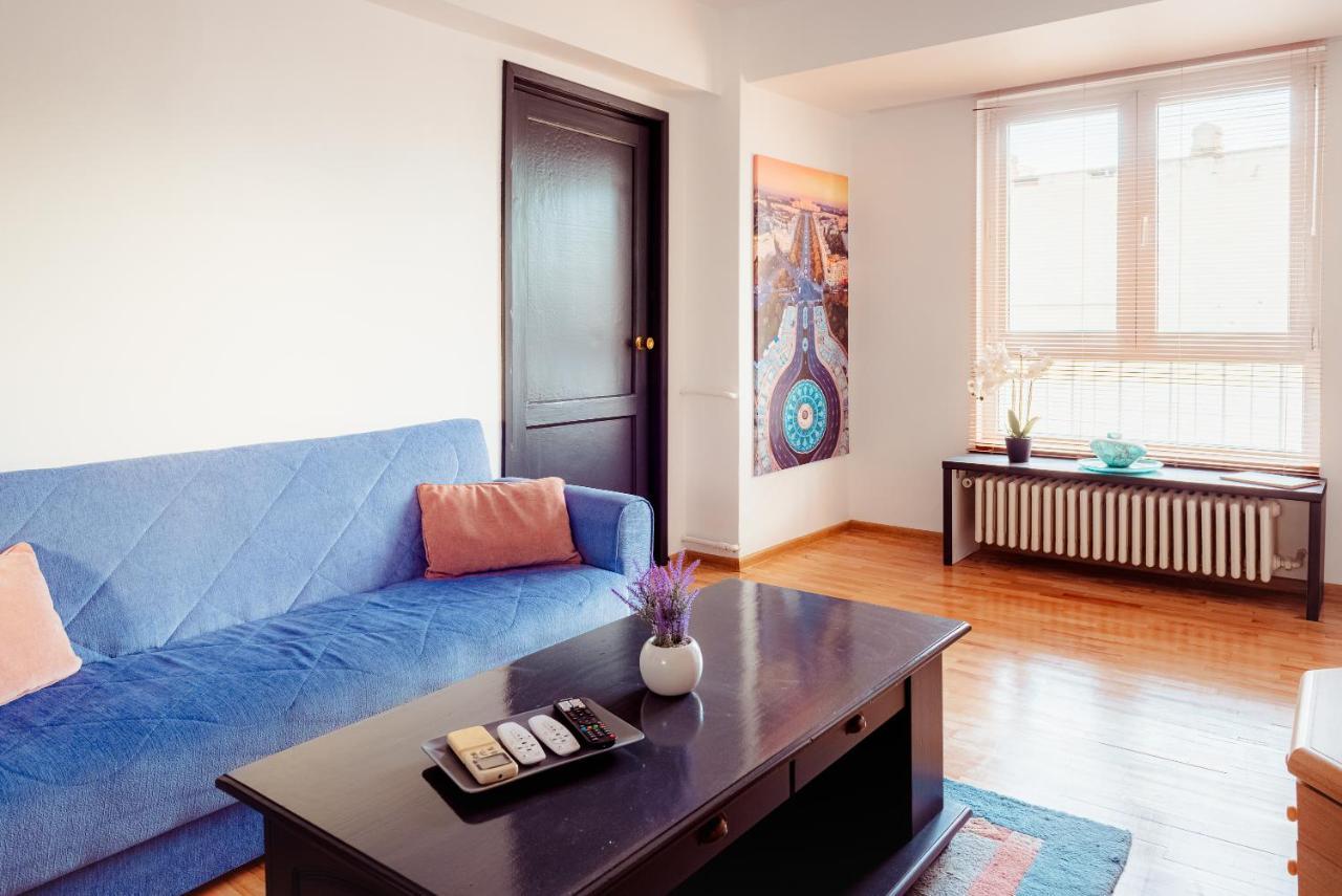 Promenada Old Town Apartment Букурещ Екстериор снимка