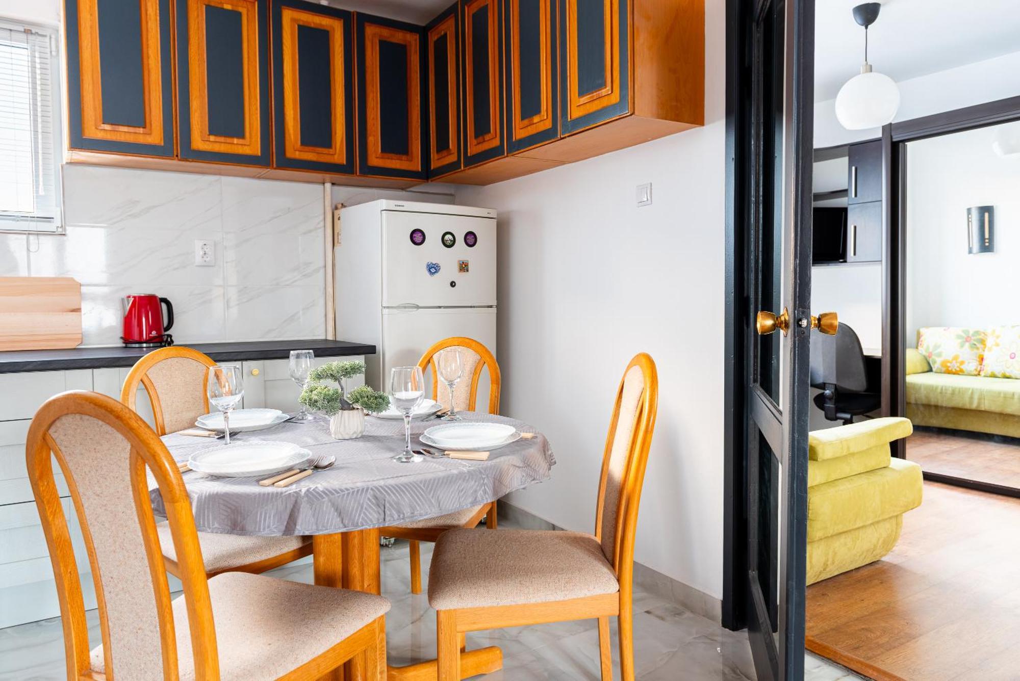 Promenada Old Town Apartment Букурещ Екстериор снимка